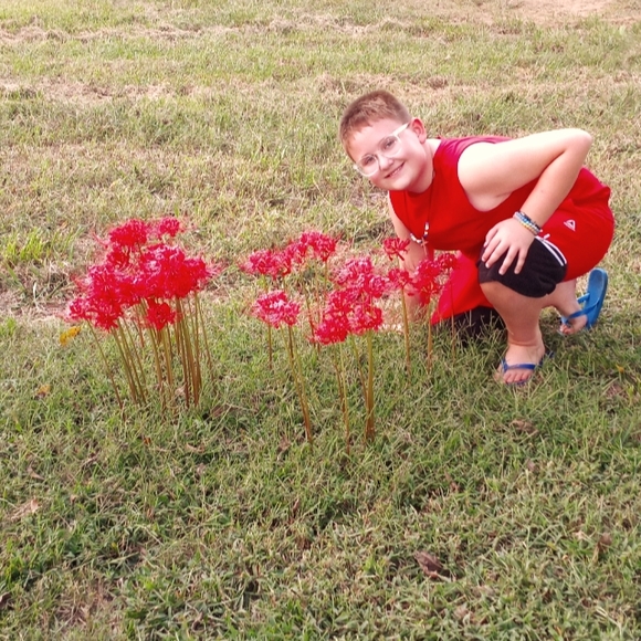 Meet your Posher, Michelle M. - Picture 3 of 5